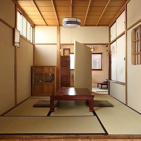 Bar併設の仕掛け満載忍者ハウス!Wi-Fi!天王寺電車で15分!帝塚山四丁目駅3メートル! Hotel Osaka Exterior photo