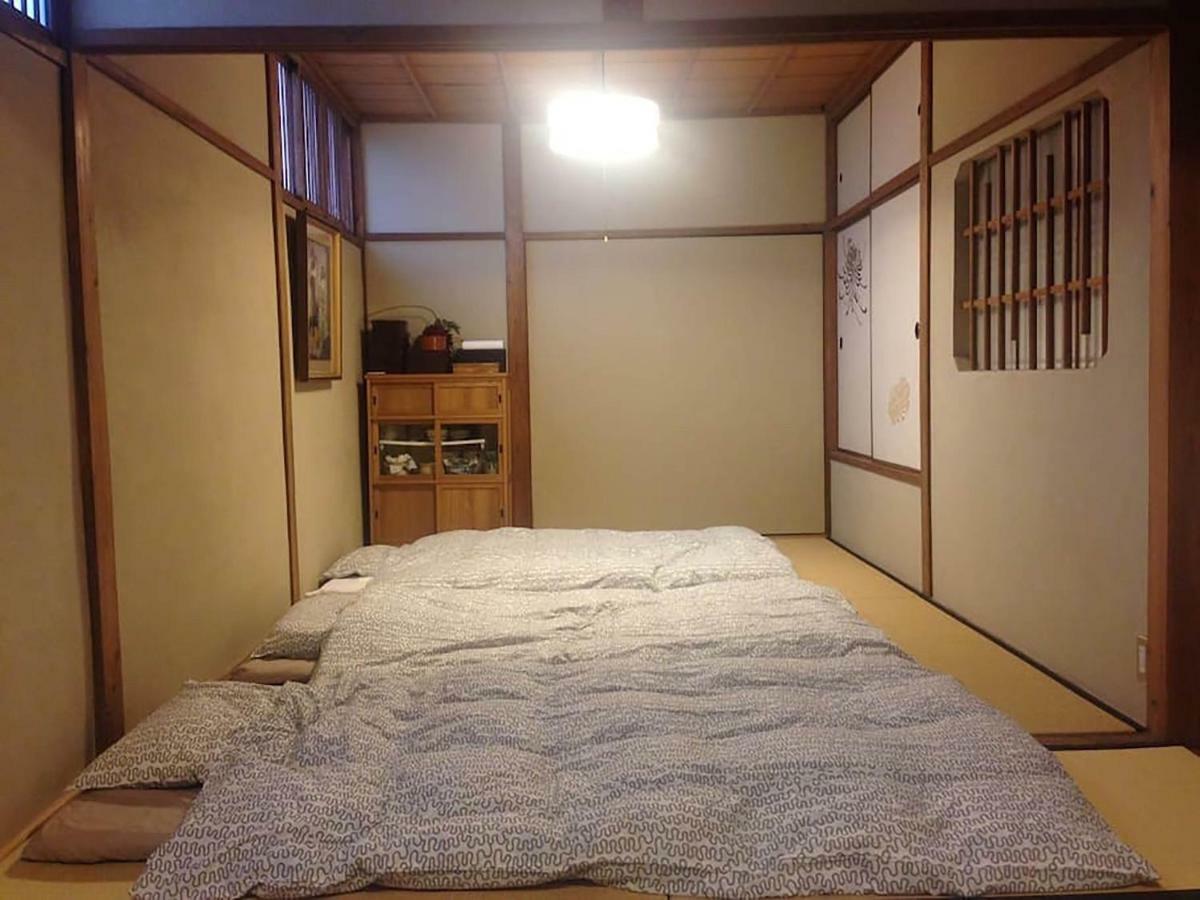Bar併設の仕掛け満載忍者ハウス!Wi-Fi!天王寺電車で15分!帝塚山四丁目駅3メートル! Hotel Osaka Exterior photo